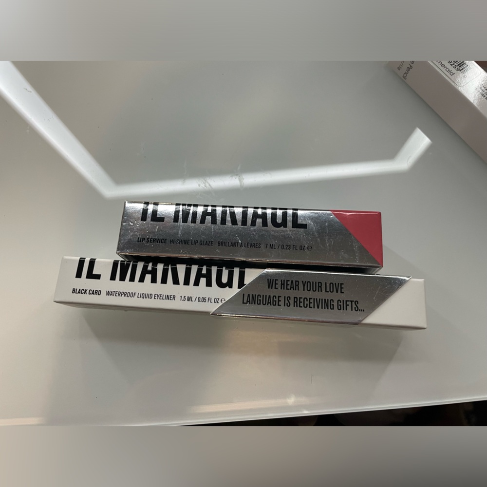BNIB Il Makiage bundle - Lip Service Lip Glaze and Waterproof Liquid Eyeliner